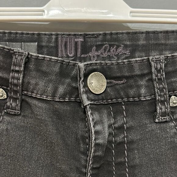 Kut from the Kloth Stevie Straight Leg Jean size 6 BIN A - Picture 2 of 7